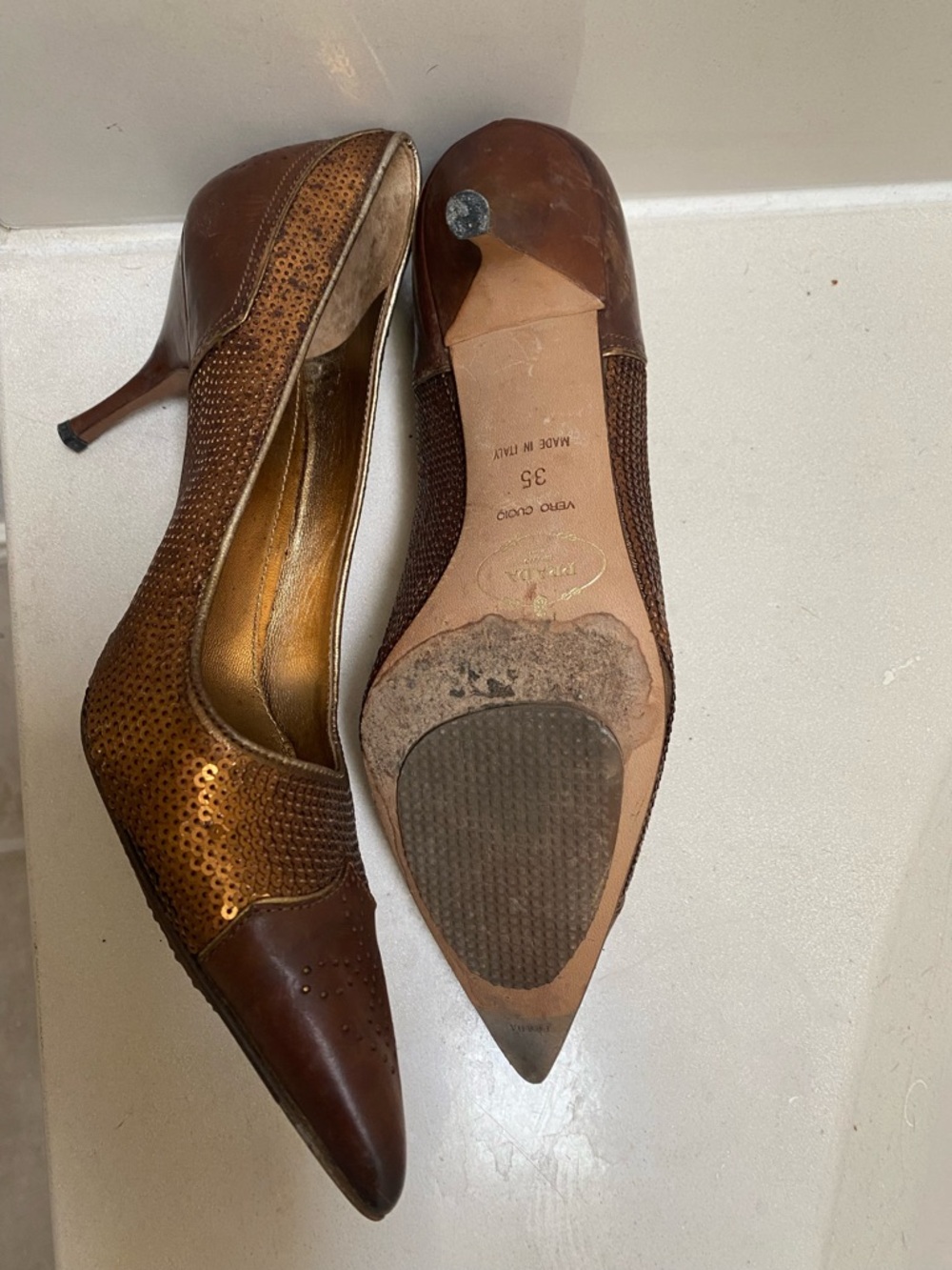 Prada Metallic Brown Pointed-Toe Kitten Heel Pumps 35 / 5 - Picture 5 of 7